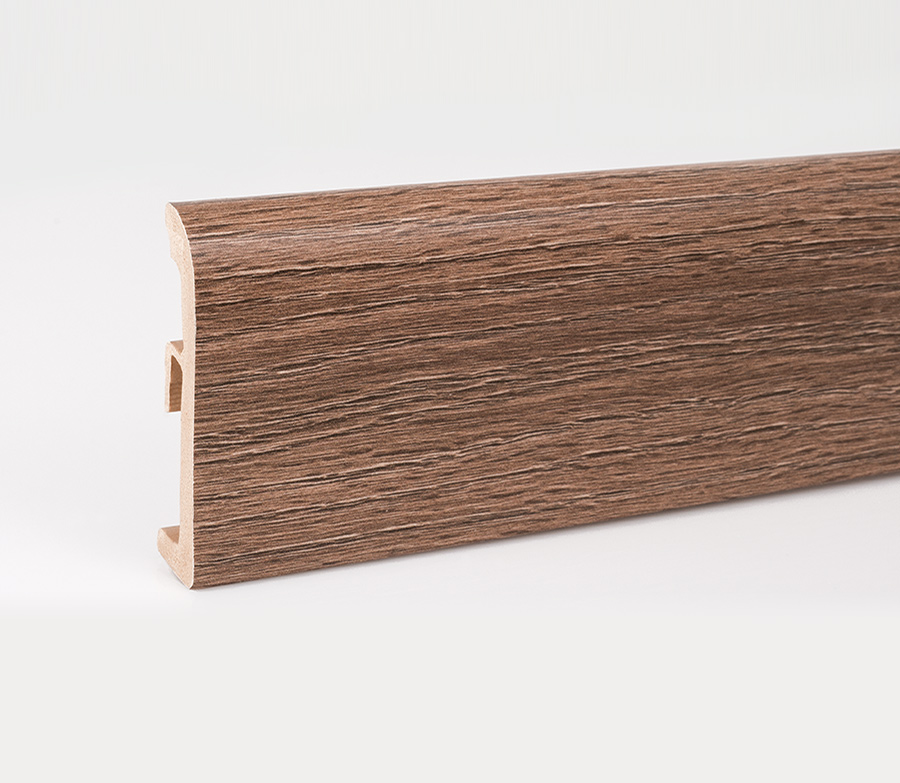 Плинтус пластиковый Ultima 80 Verden Brown Oak